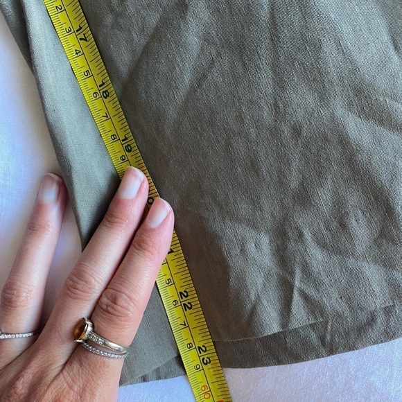 Aritzia Babaton Women’s Halston Pants Olive Green Size 8 Cropped Wide Leg - Picture 7 of 10